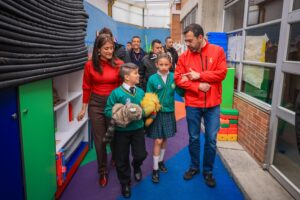 Escudo escolar: Megaproyecto de 6.800 cámaras para proteger a los estudiantes