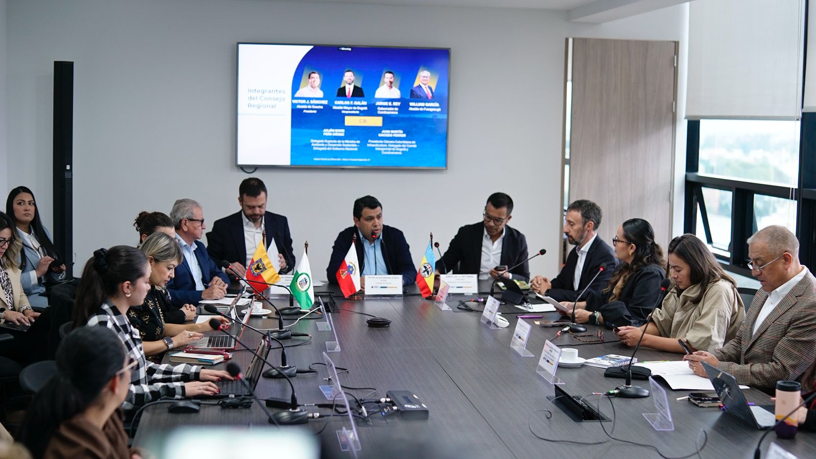 El alcalde de Soacha, Julián Sánchez Perico, fue ratificado como presidente del Consejo de la Región Metropolitana.