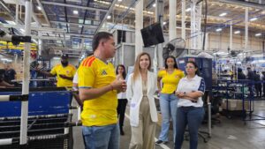 Gobierno de las Oportunidades fortalece alianzas con el sector motociclista para promover la innovación y el desarrollo económico.